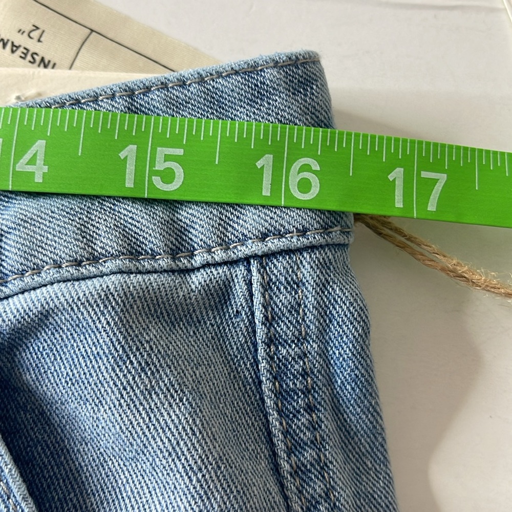 Austin Landing High Rise Denim Shorts Bermuda Length Size 11 - Picture 13 of 16